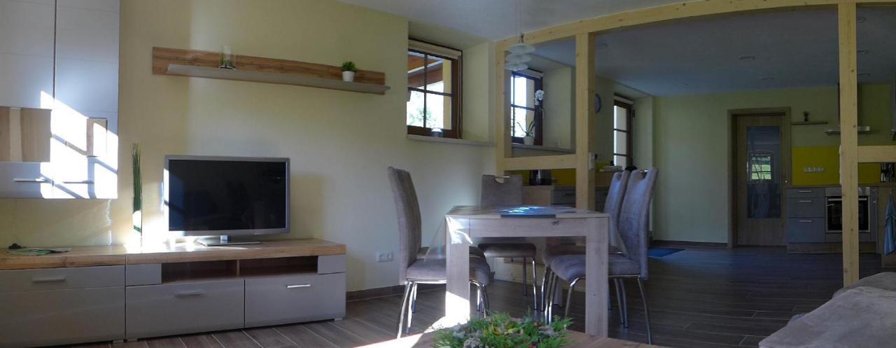 Ferienwohnung Aus-Zeit Auf Dem Lande Bad Gottleuba Esterno foto