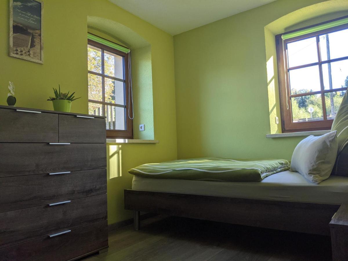 Ferienwohnung Aus-Zeit Auf Dem Lande Bad Gottleuba Esterno foto
