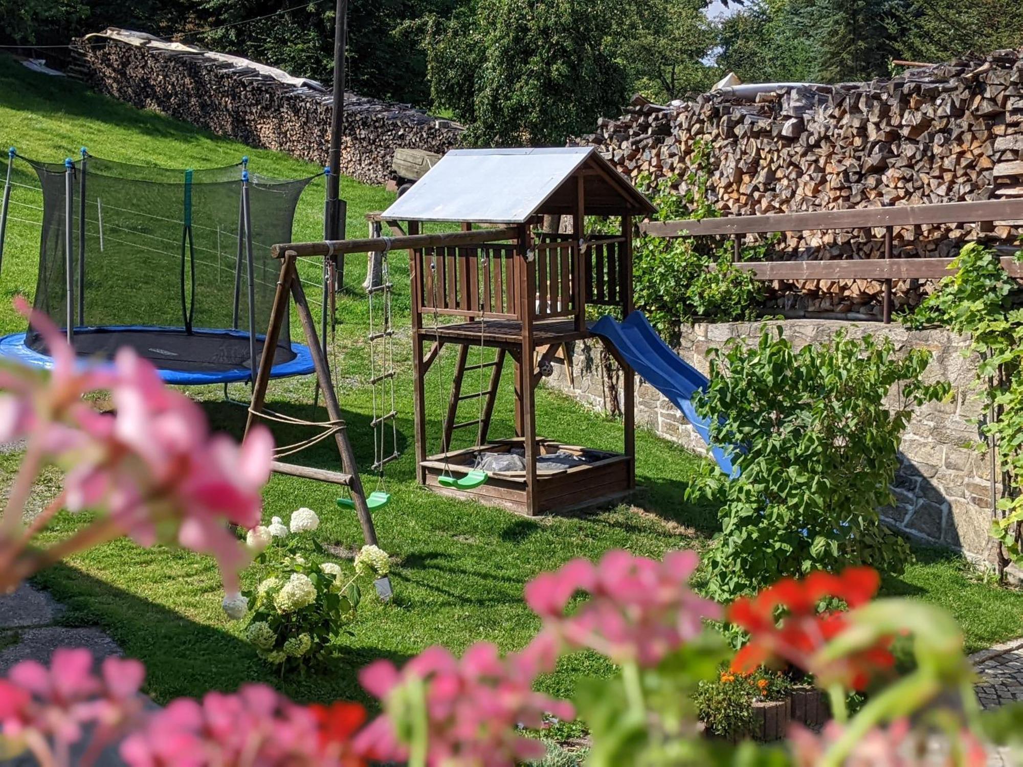 Ferienwohnung Aus-Zeit Auf Dem Lande Bad Gottleuba Esterno foto