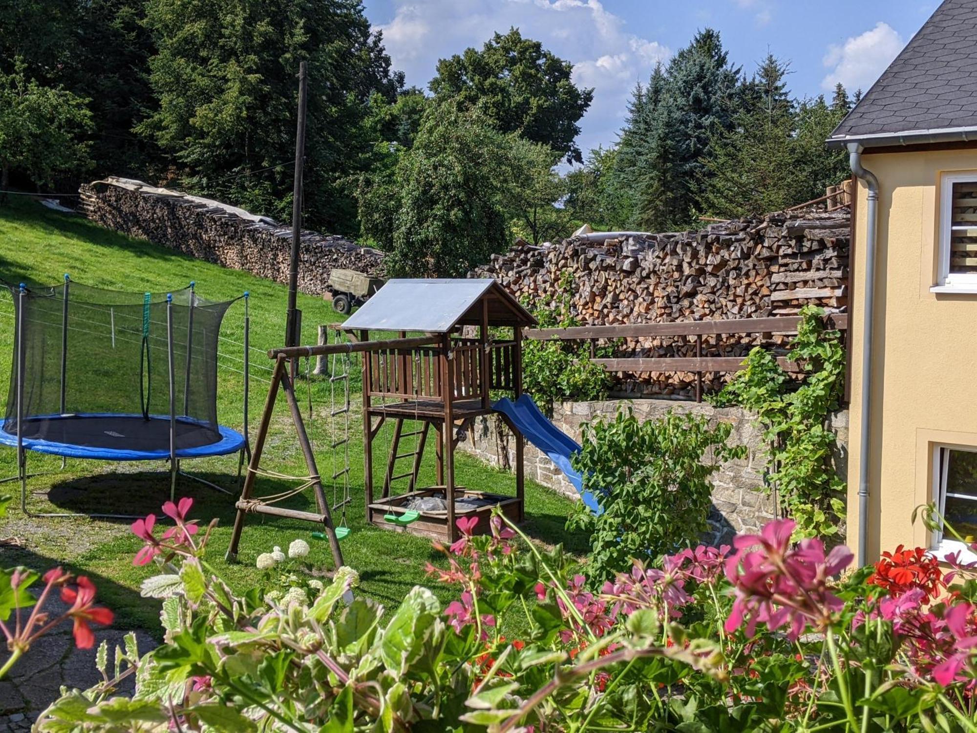 Ferienwohnung Aus-Zeit Auf Dem Lande Bad Gottleuba Esterno foto